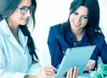recepcionista y paciente testimonios